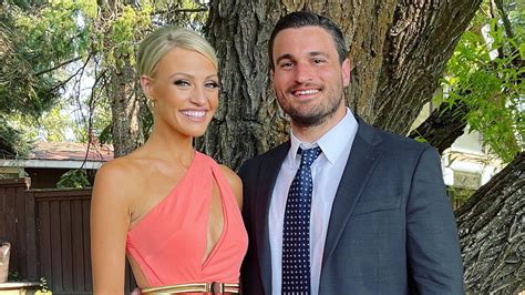 who is carley shimkus married to|Who Is Carley Shimkus’ Husband, Peter Buchignani & How Many。